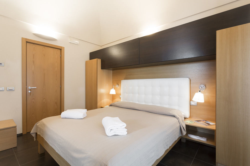 Hotel Novecento Scicli Bagian luar foto
