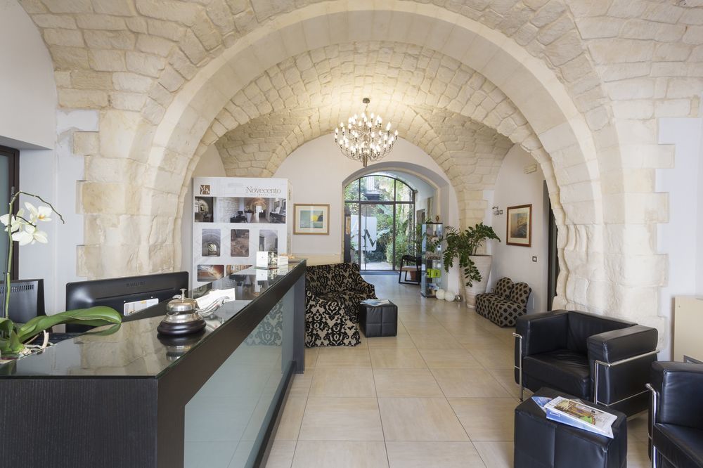 Hotel Novecento Scicli Bagian luar foto