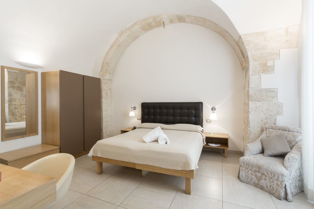 Hotel Novecento Scicli Bagian luar foto